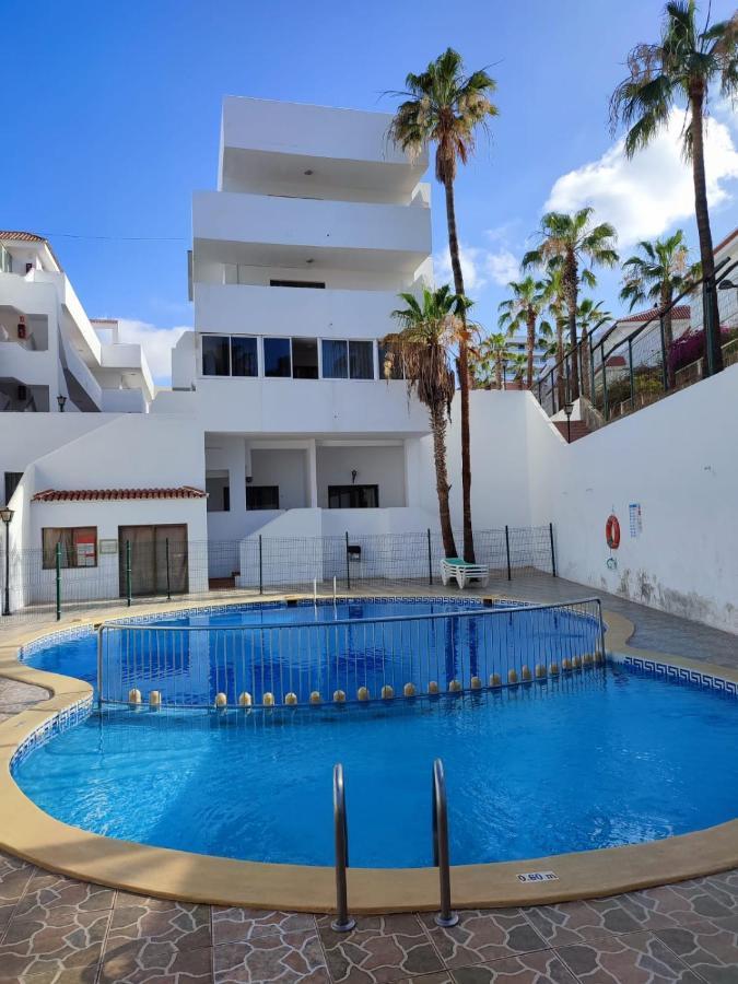 Fine Art Jeans Apartment Arona  Exterior photo