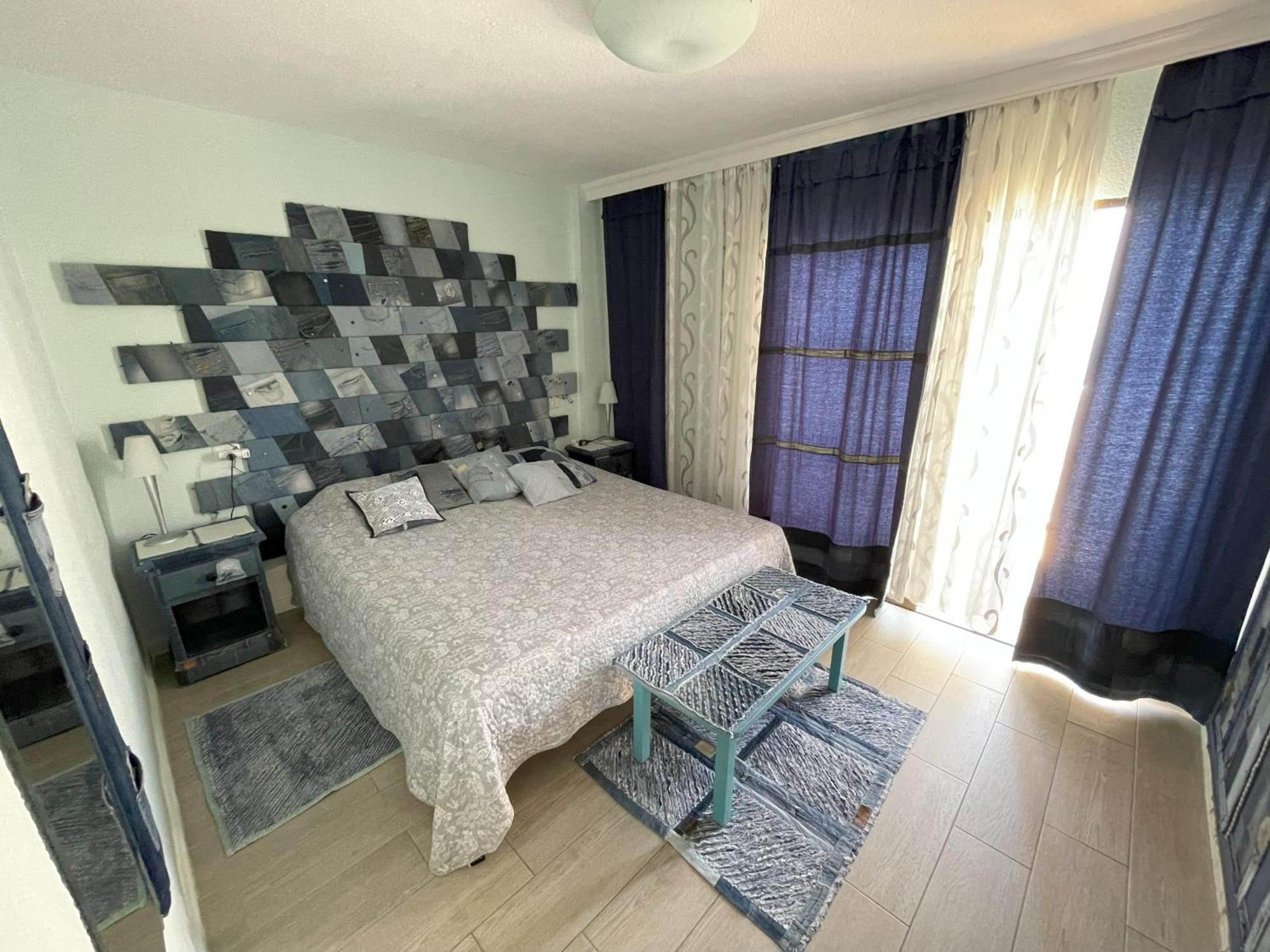 Fine Art Jeans Apartment Arona  Exterior photo